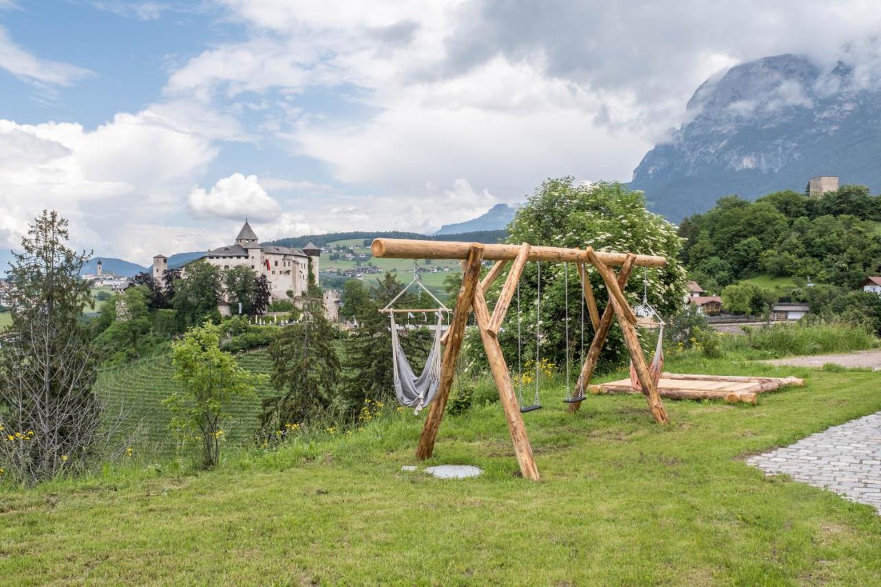 Schneewittchen Schlosshof Umes Εξωτερικό φωτογραφία